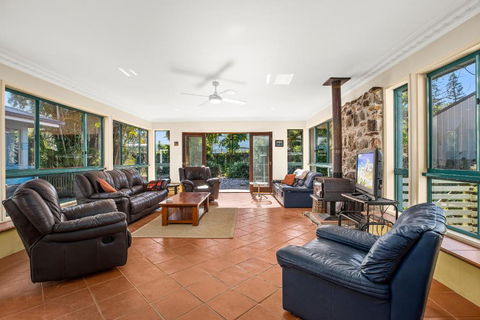 Ronnies Cottage - Accommodation Whitsundays 1