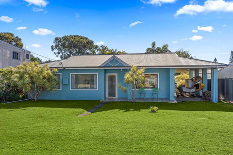 Ronnies Cottage - Accommodation Whitsundays 0