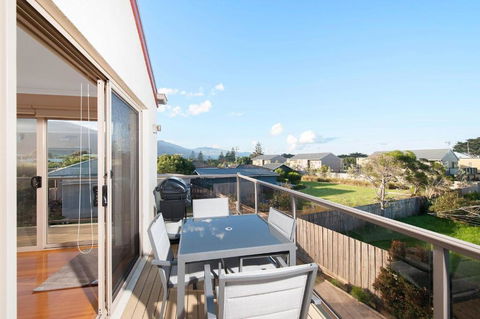 Rose - Accommodation Whitsundays 3