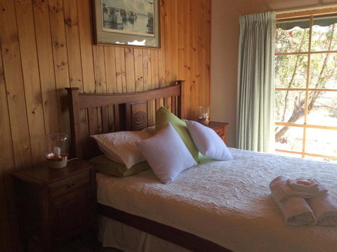 Rose Cottage - Accommodation Whitsundays 2