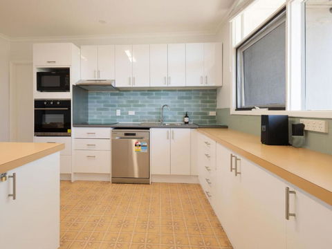 Rosella Perch - Accommodation Whitsundays 0