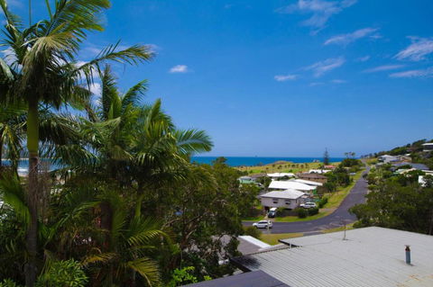 Rosemaree, 24 East Street - Accommodation Whitsundays 0