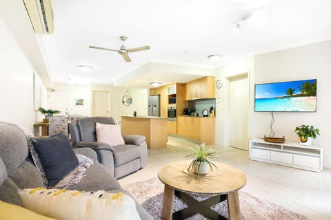 Royal Pavillions City Escape - Accommodation Whitsundays 2