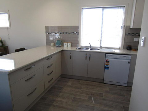 Royston Retreat - Accommodation Whitsundays 2