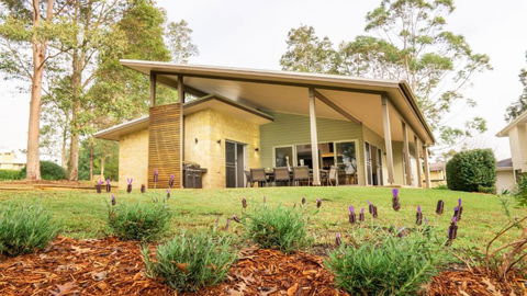 RUST - Accommodation Whitsundays 1