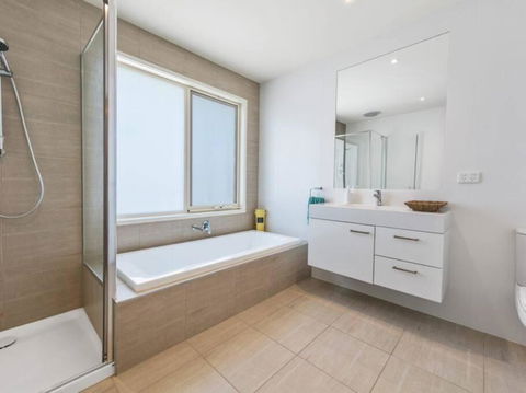 RYE/BLAIRGOWRIE FAMILY ENTERTAINER.. - Accommodation Whitsundays 2