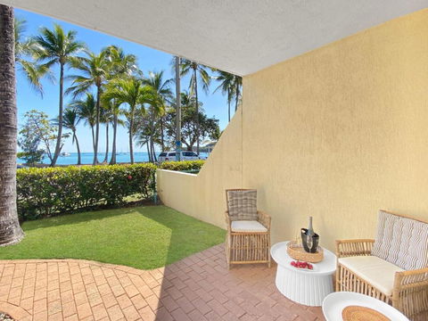 Sails On Horseshoe Apartment 5 - Accommodation Whitsundays 1