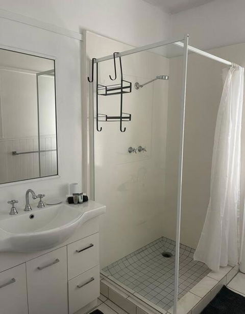 Salt Apartment - Accommodation Whitsundays 2