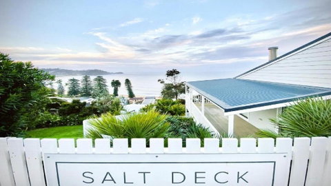 Salt Deck - The Upper Deck Accom Holiday - Accommodation Whitsundays 1