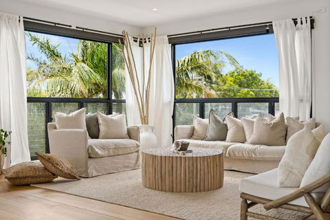 Salta - Accommodation Whitsundays 1