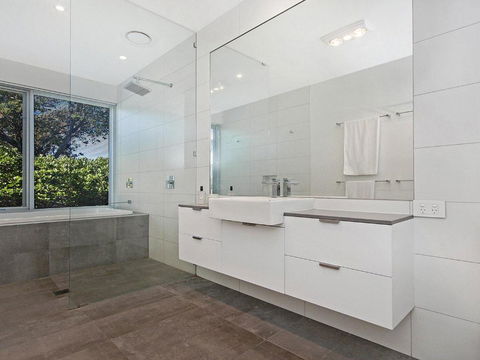 Saltwater Lodge - Accommodation Whitsundays 3