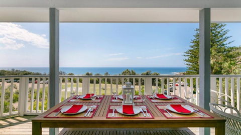 Salty Air Beachside Cottage At Killcare - Accommodation Whitsundays 1