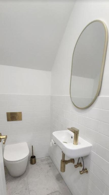 SALTY PALMS By The Sea - TWO - Accommodation Whitsundays 1