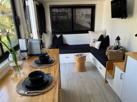SALTY SOUL KIAMA - Tiny House By The Ocean - Accommodation Whitsundays 0