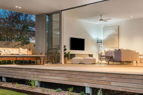 Sanctuary On Browning - Accommodation Whitsundays 2