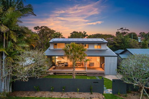 Sanctuary On Browning - Accommodation Whitsundays 0