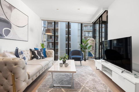 Rooftop Pool Stunning Apt At Marvel Stadium With Free Parking - Accommodation Whitsundays 1