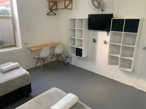 Sandy Bottoms Guesthouse - Accommodation Whitsundays 3