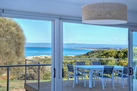 Sandbar Beach House - Accommodation Whitsundays 2