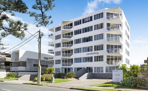 Sanderling Miami - Hosted By Burleigh Letting - Accommodation Whitsundays 0