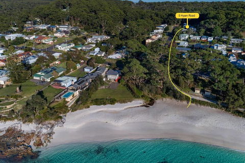 Sandlines At Hyams Beach - Accommodation Whitsundays 1