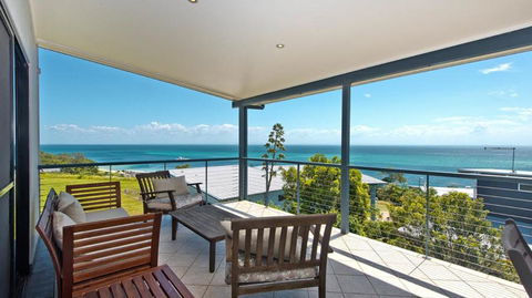 Sands On Moreton - Accommodation Whitsundays 2