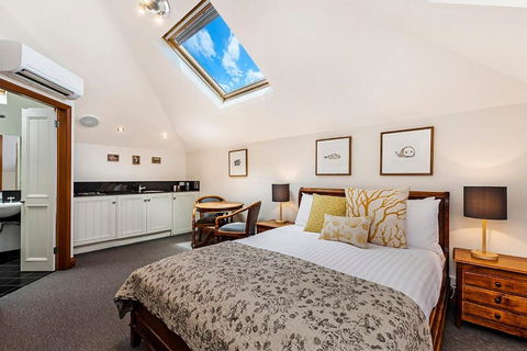 Sandstone Suites - In The Heart Of Port Fairy - Accommodation Whitsundays 0