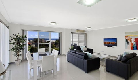 Sandy Cove Apartment The Entrance 45 - Accommodation Whitsundays 0