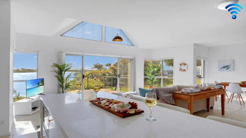 Sandy Cove - Accommodation Whitsundays 0