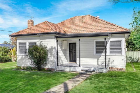 Serene Countryside Escape Spacious 3BR Retreat Near Wineries - Accommodation Whitsundays 0