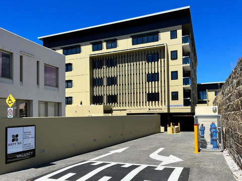 Sixty Six Boutique Apartments - Accommodation Whitsundays 0