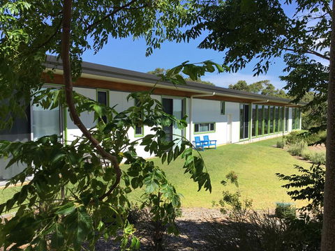 Bed + Bauhaus - Accommodation Whitsundays 2