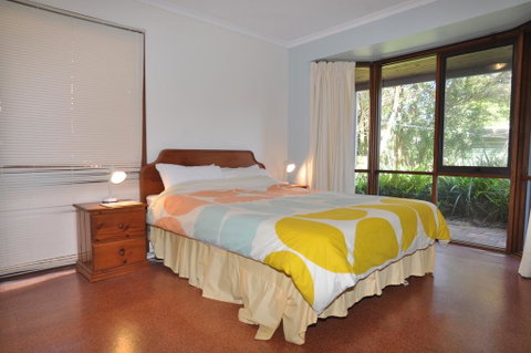 BEECHWOOD - SURF SIDE - Accommodation Whitsundays 1