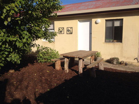 Beggs Farmstay B&B - Accommodation Whitsundays 0