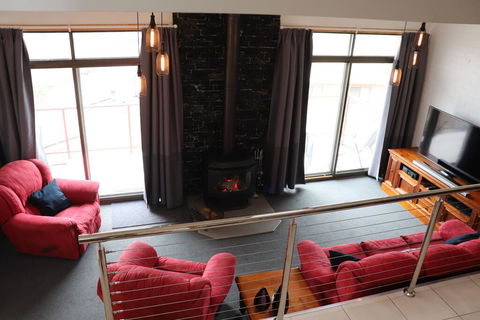 Bellview 3/11 Cobbodah Street - Accommodation Whitsundays 2