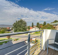 Beloka Close - Modern spacious and pet friendly accommodation - Accommodation Whitsundays
