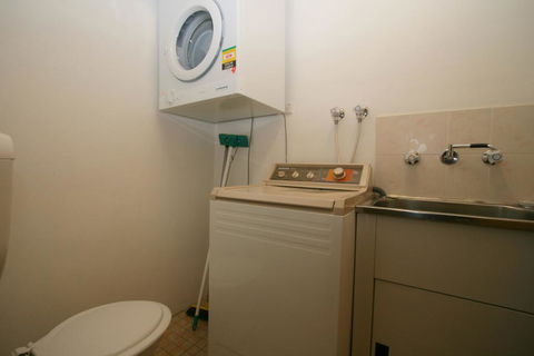 Benny's 3/25 Park Road - Accommodation Whitsundays 1