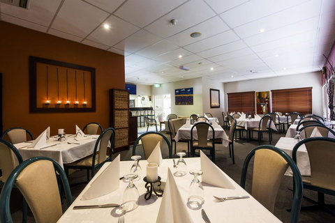 Bent Street Motor Inn - Accommodation Whitsundays 3