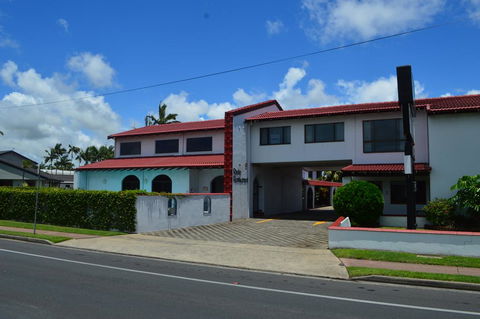 Best Western Marco Polo - Accommodation Whitsundays 1