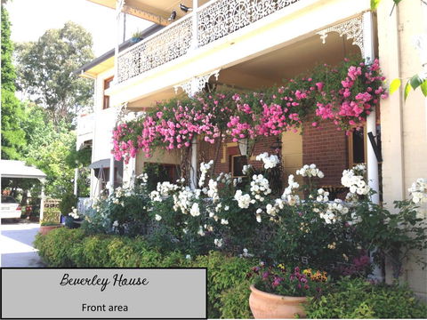 Beverley House - Accommodation Whitsundays 0