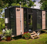 Big Tiny Paz Seven Hills Tiny House Tallarook - Accommodation Whitsundays