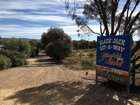 Black Jack Get-A-Way Magpies Nest - Accommodation Whitsundays 0