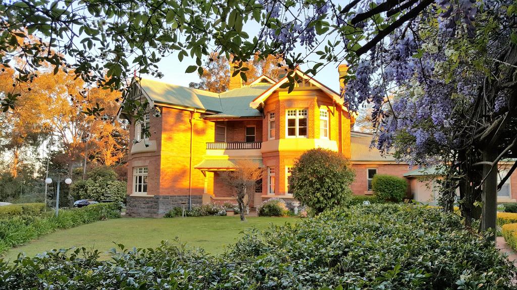 Spring Mountain ACT Accommodation Whitsundays