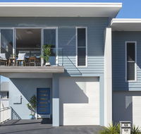Blue Pelican - pacific views walk to beach - Accommodation Whitsundays