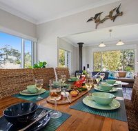 Blue Waters Cottage - 120m to Jervis Bay - Accommodation Whitsundays