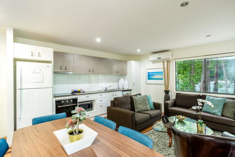 Bluewater 1 - Rainbow Shores, Amazing Location, Easy Walk To Beach, Pool, Aircon, Outdoor Spa - Accommodation Whitsundays 0