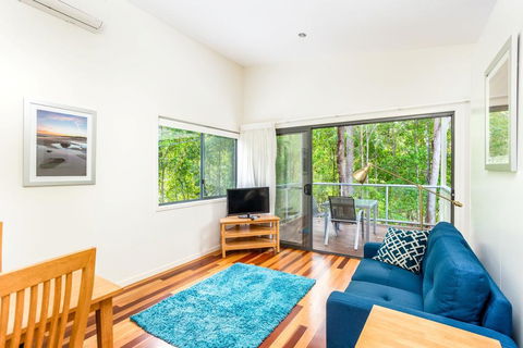 Bluewater 1 - Rainbow Shores, Amazing Location, Easy Walk To Beach, Pool, Aircon, Outdoor Spa - Accommodation Whitsundays 1