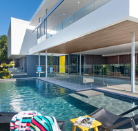 Bluey's Beach House - 5 Bedroom - Accommodation Whitsundays