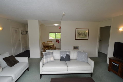 Bobuck 3B - Accommodation Whitsundays 2