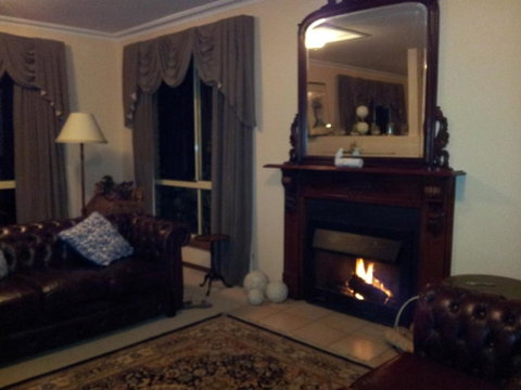 Waterview Gardens B&B - Accommodation Whitsundays 3